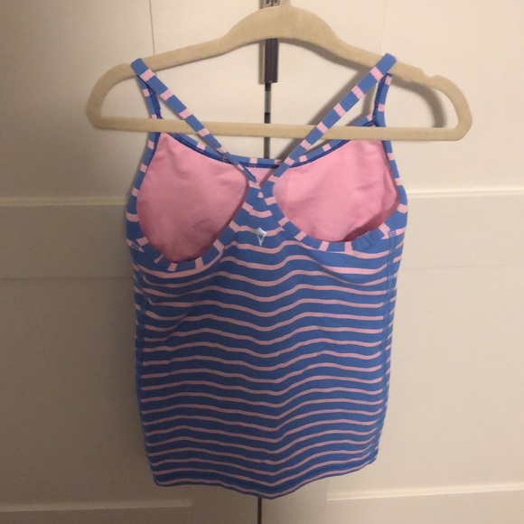 Ivivva tank - Picture 2 of 2